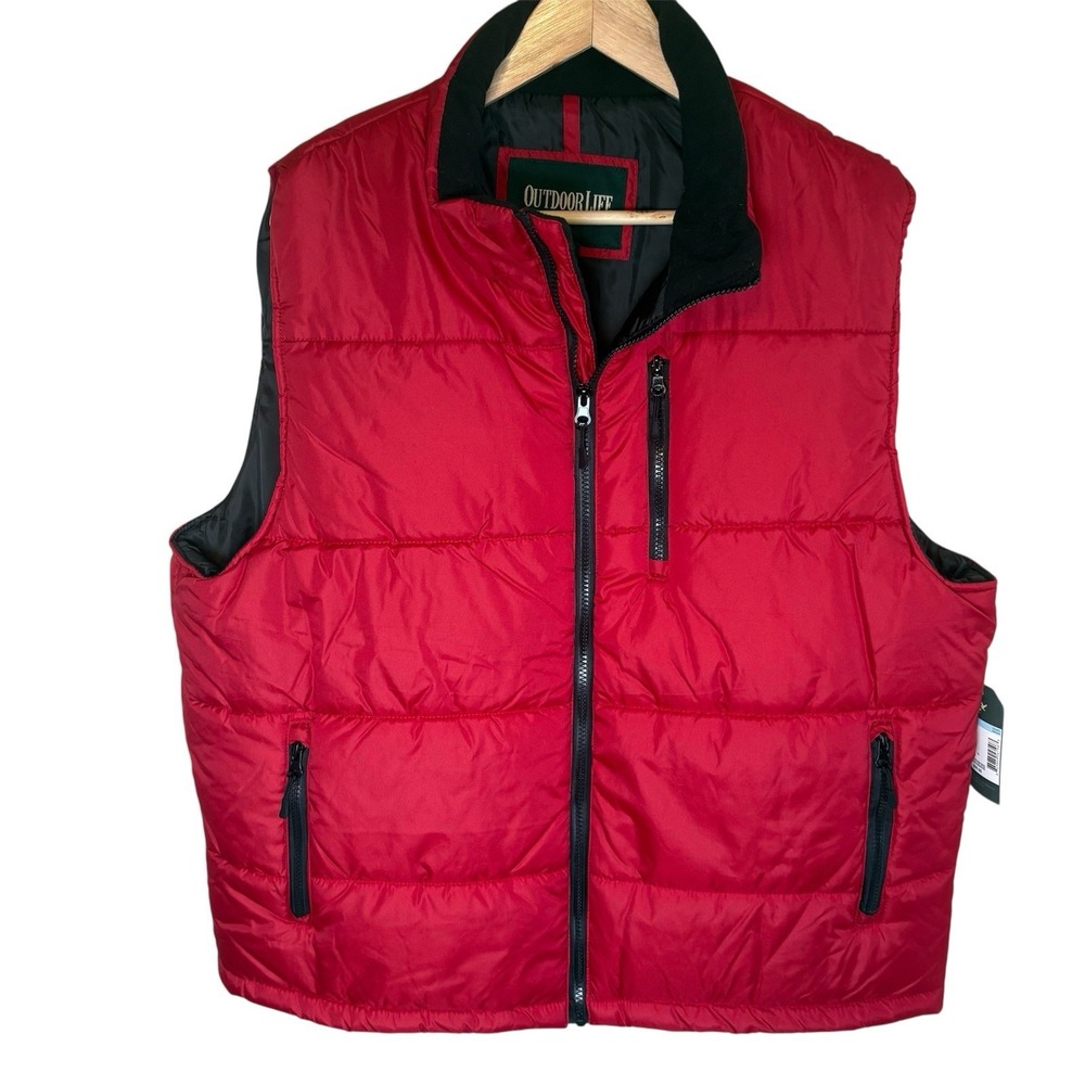 NWT Men's Puffer Vest Outdoor Life Size XL Red Front‎ Zip Pockets Gorpcore